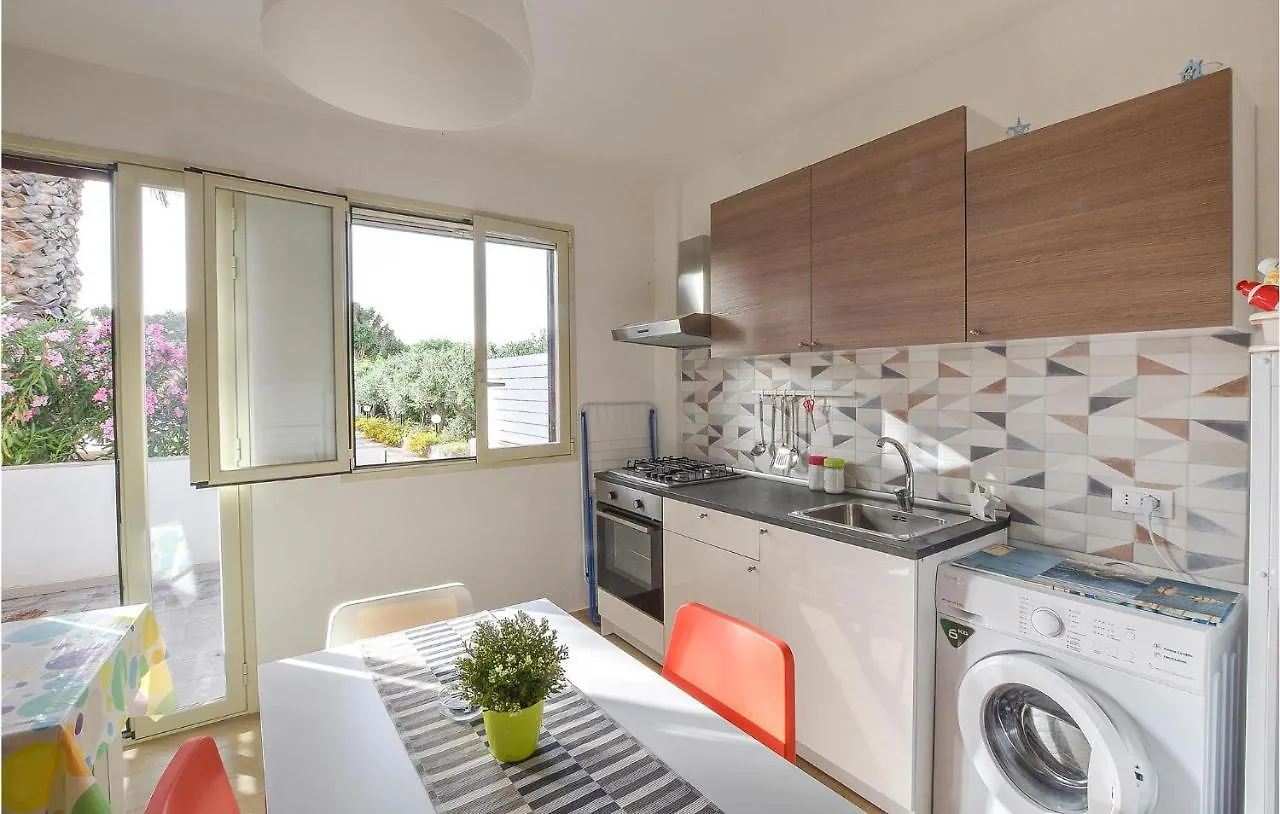 Nice Apartment In Kaukana With Kitchen Villaggio Azzurro